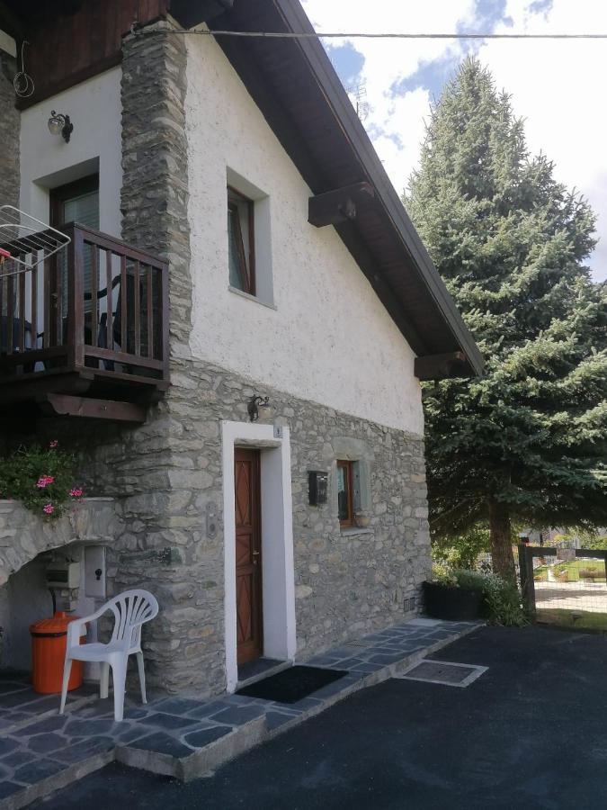 Apartamento Casa D'antan Aosta Exterior foto