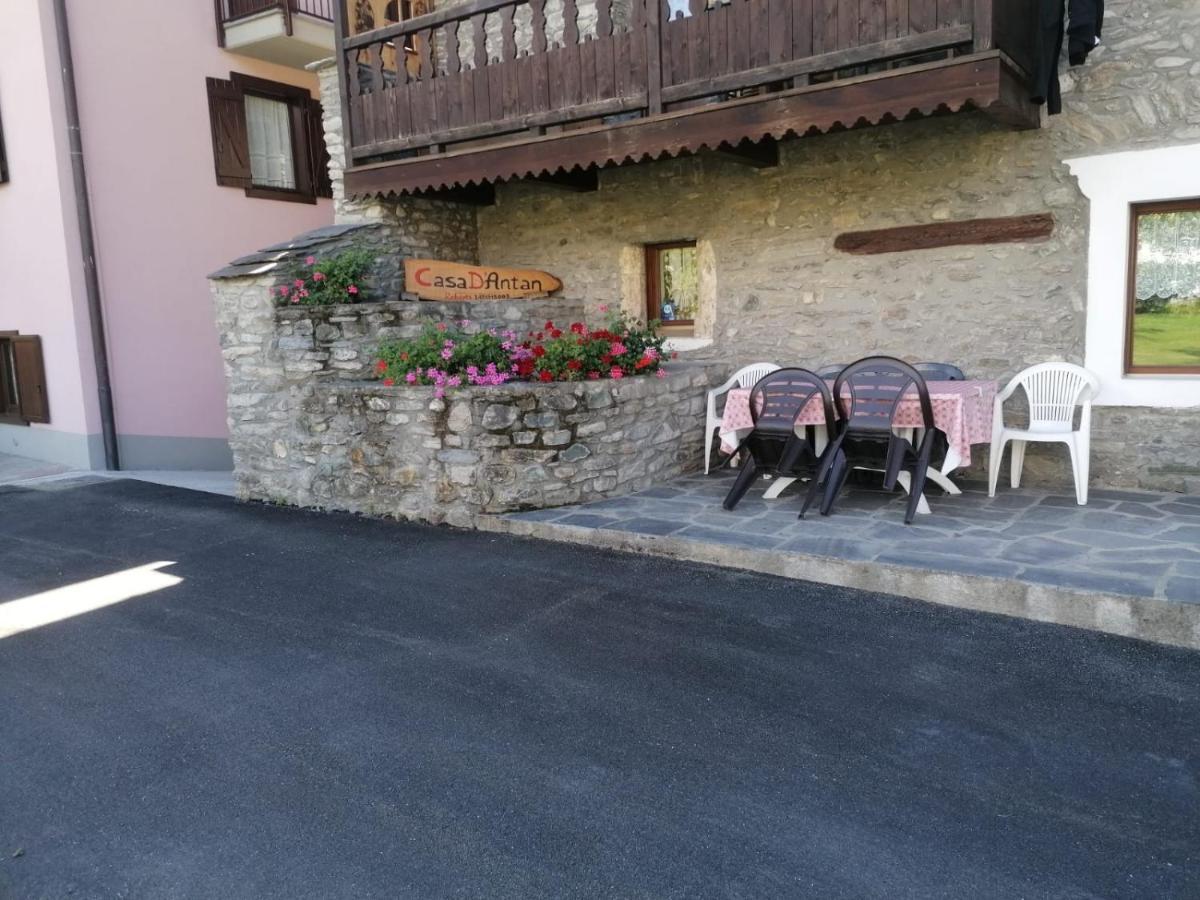 Apartamento Casa D'antan Aosta Exterior foto